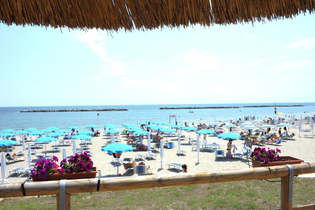 ليدو ديلي نازيوني Airone Bianco Residence Village المظهر الخارجي الصورة