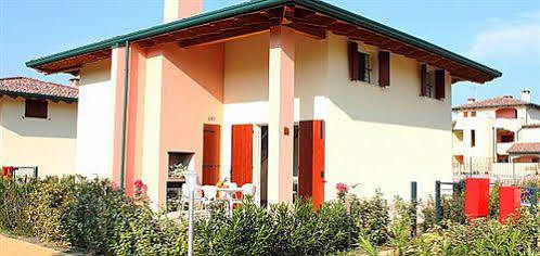 ليدو ديلي نازيوني Airone Bianco Residence Village المظهر الخارجي الصورة
